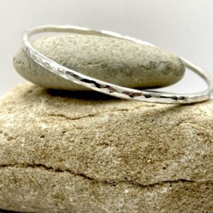 Bracelet jonc argent 925 artisanal martelé épais- Collection "Texture"